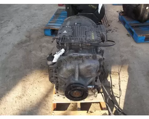 VOLVO AT2612D TRANSMISSION ASSEMBLY