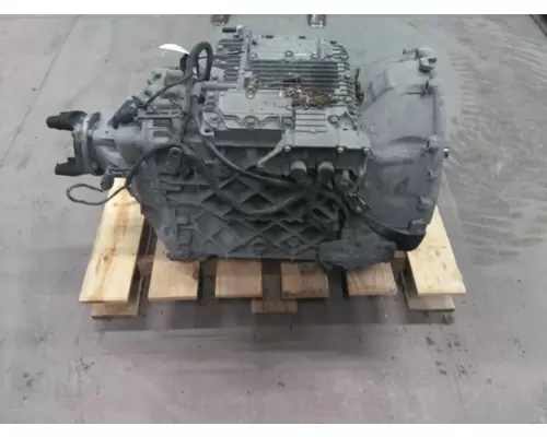 VOLVO AT2612D TRANSMISSION ASSEMBLY