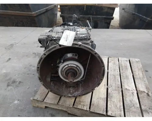 VOLVO AT2612D TRANSMISSION ASSEMBLY