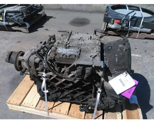 VOLVO AT2612D TRANSMISSION ASSEMBLY