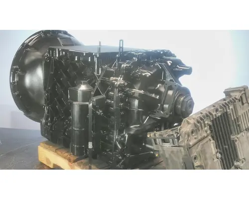 VOLVO AT2612D TRANSMISSION ASSEMBLY