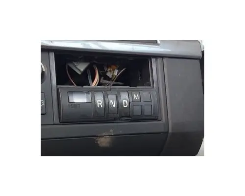 VOLVO AT2612F GEAR SHIFTER