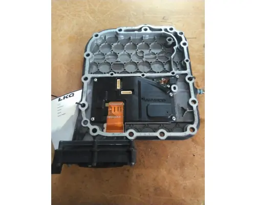 VOLVO AT2612F TRANSMISSION CONTROL MODULE (TCM)