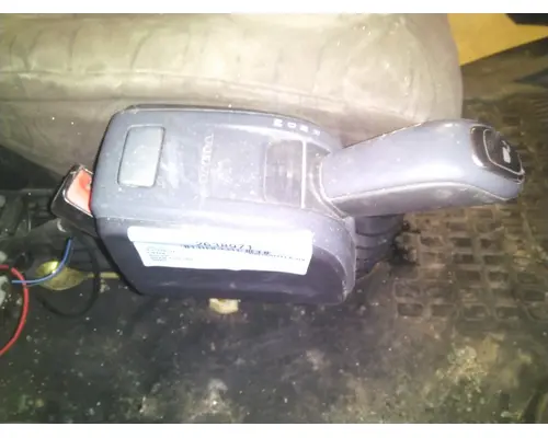 VOLVO ATO2612D GEAR SHIFTER
