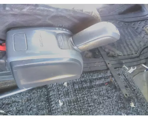 VOLVO ATO2612D GEAR SHIFTER