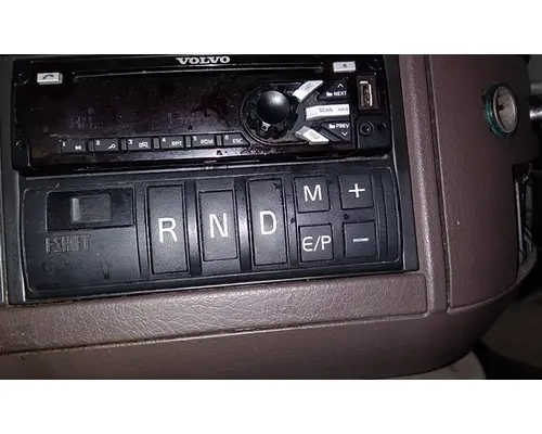 VOLVO ATO2612D GEAR SHIFTER