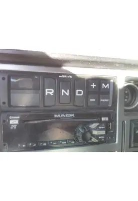 VOLVO ATO2612D GEAR SHIFTER