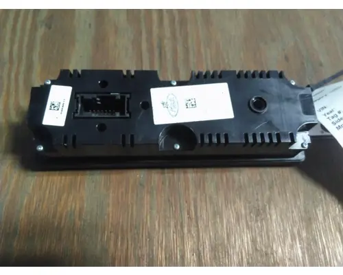 VOLVO ATO2612D GEAR SHIFTER