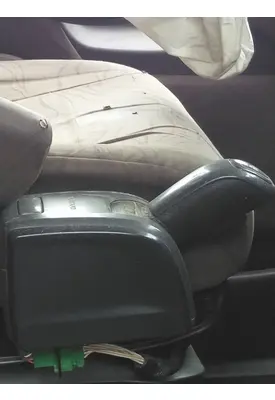 VOLVO ATO2612D GEAR SHIFTER