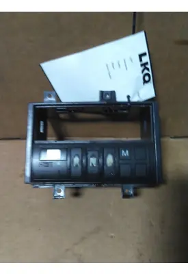 VOLVO ATO2612D GEAR SHIFTER