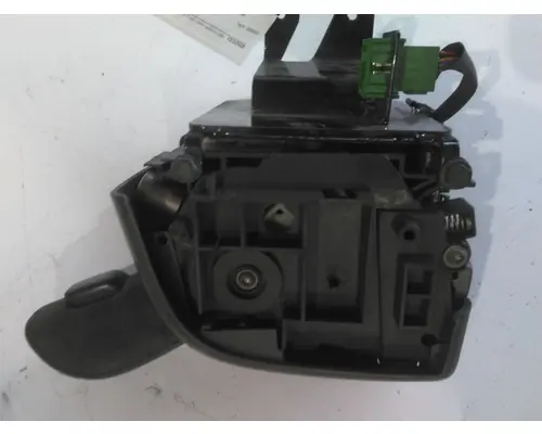 VOLVO ATO2612D GEAR SHIFTER