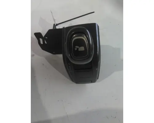 VOLVO ATO2612D GEAR SHIFTER