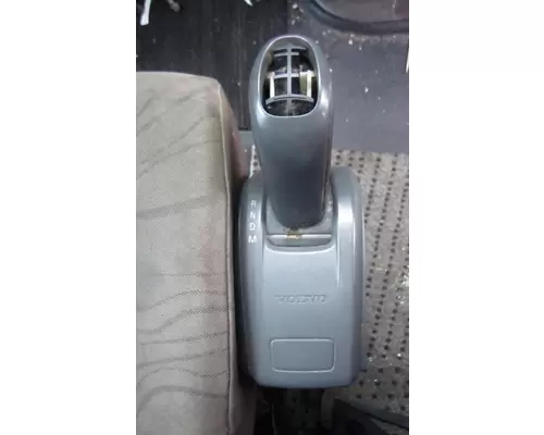 VOLVO ATO2612D GEAR SHIFTER