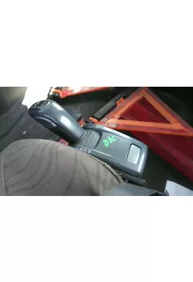 VOLVO ATO2612D GEAR SHIFTER