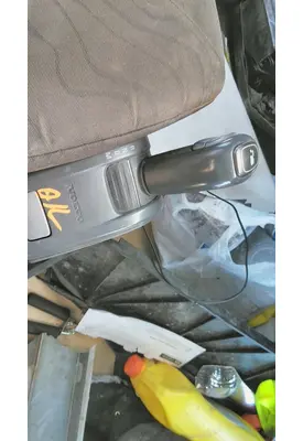 VOLVO ATO2612D GEAR SHIFTER