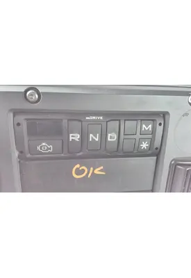 VOLVO ATO2612D GEAR SHIFTER