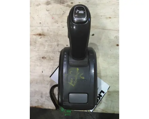 VOLVO ATO2612D GEAR SHIFTER