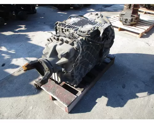 VOLVO ATO2612D TRANSMISSION ASSEMBLY