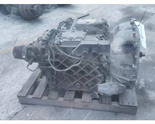 VOLVO ATO2612D TRANSMISSION ASSEMBLY