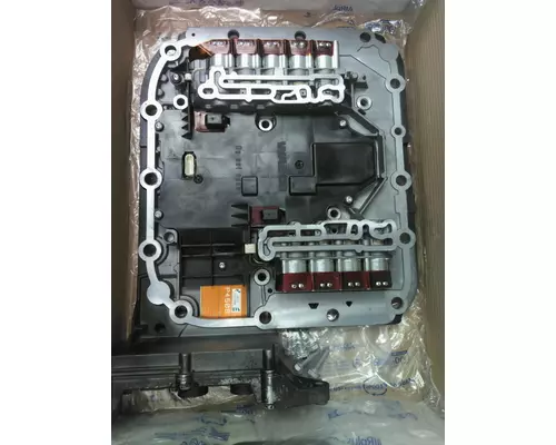 VOLVO ATO2612D TRANSMISSION CONTROL MODULE (TCM)