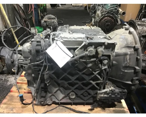 VOLVO ATO2612D Transmission Assembly