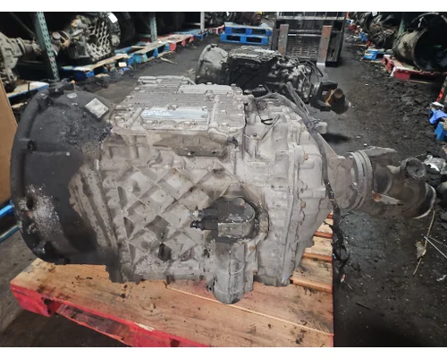 VOLVO ATO2612D Transmission Assembly