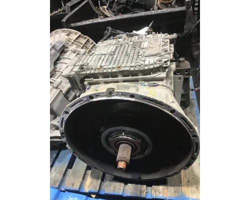 VOLVO ATO2612D Transmission Assembly