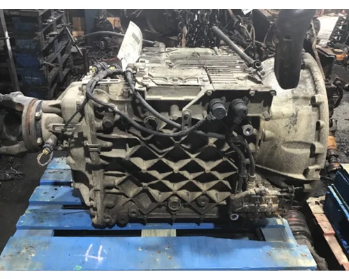 VOLVO ATO2612D Transmission Assembly