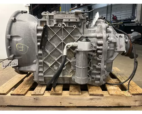 VOLVO ATO2612D Transmission Assembly