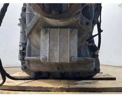 VOLVO ATO2612D Transmission Assembly