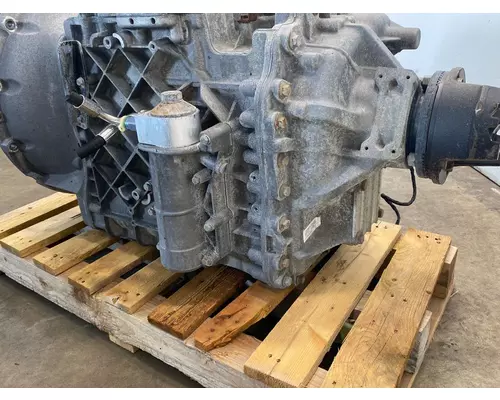 VOLVO ATO2612D Transmission Assembly