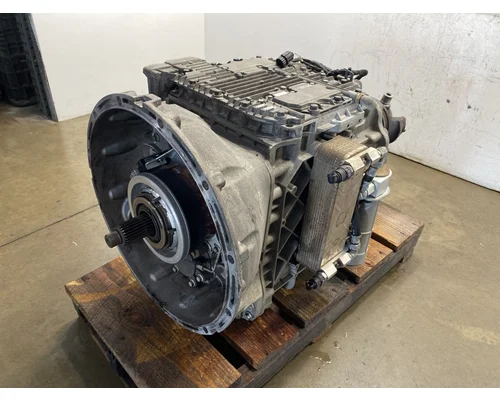 VOLVO ATO2612D Transmission Assembly