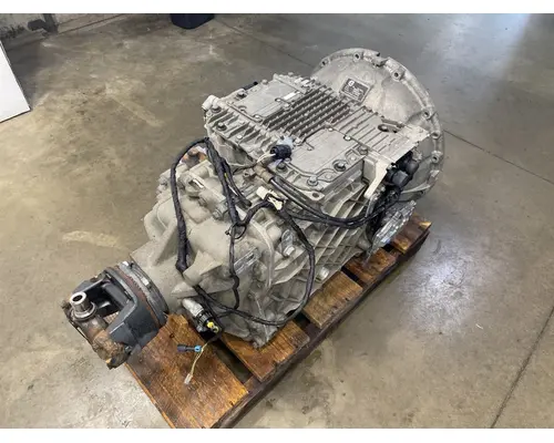 VOLVO ATO2612D Transmission Assembly