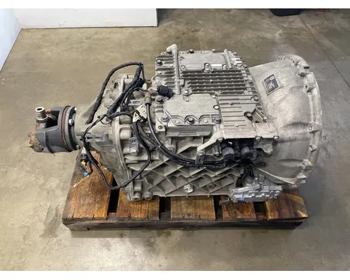 VOLVO ATO2612D Transmission Assembly