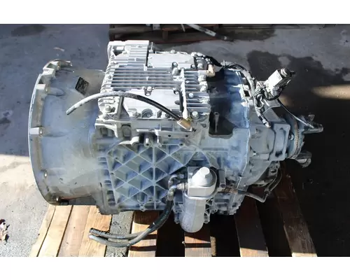 VOLVO ATO2612D Transmission Assembly