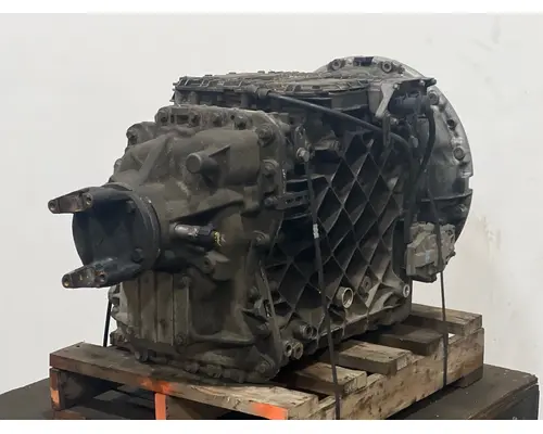 VOLVO ATO2612D Transmission Assembly