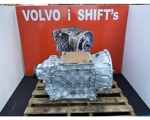 VOLVO ATO2612D Transmission Assembly