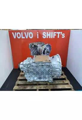VOLVO ATO2612D Transmission Assembly