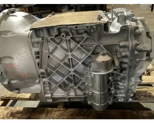 VOLVO ATO2612D Transmission Assembly