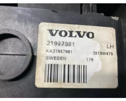 VOLVO ATO2612D Transmission Control Module (TCM)