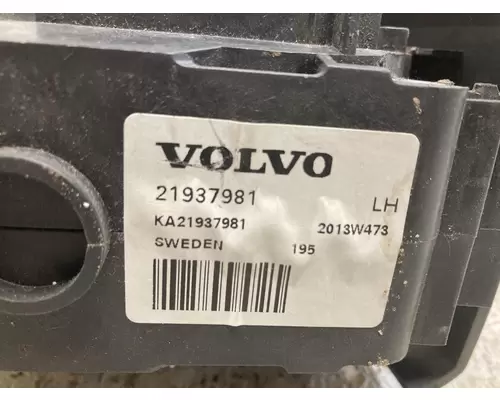 VOLVO ATO2612D Transmission Control Module (TCM)