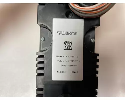 VOLVO ATO2612D Transmission Control Module (TCM)