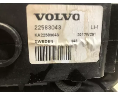 VOLVO ATO2612D Transmission Control Module (TCM)