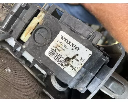 VOLVO ATO2612D Transmission Control Module (TCM)