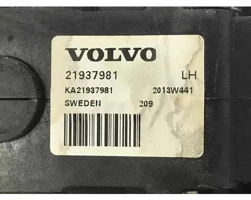 VOLVO ATO2612D Transmission Control Module (TCM)