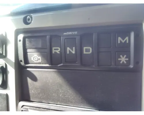 VOLVO ATO2612F GEAR SHIFTER