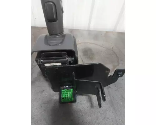 VOLVO ATO2612F GEAR SHIFTER