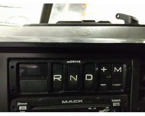 VOLVO ATO2612F GEAR SHIFTER