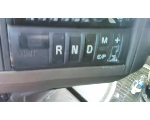 VOLVO ATO2612F GEAR SHIFTER