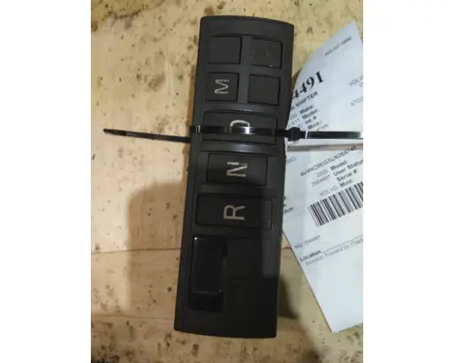 VOLVO ATO2612F GEAR SHIFTER